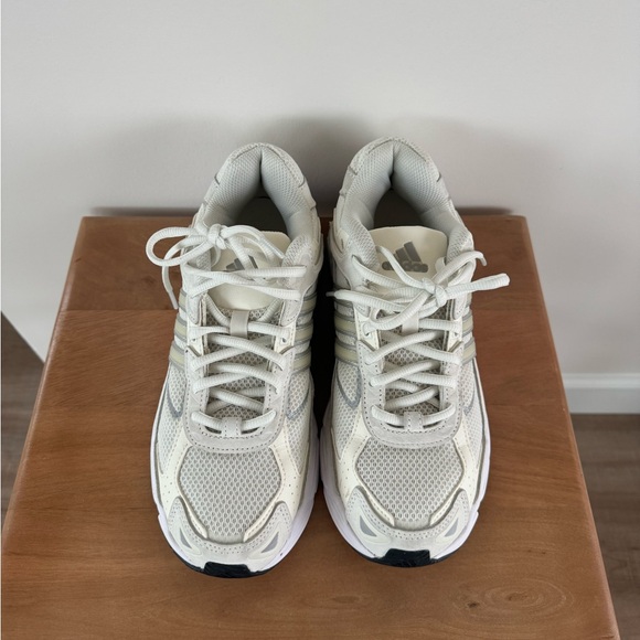 Adidas Response CL Tennis Shoes - Picture 5 of 13